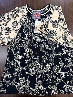 Johnny Was Black and Cream Floral Casual Top